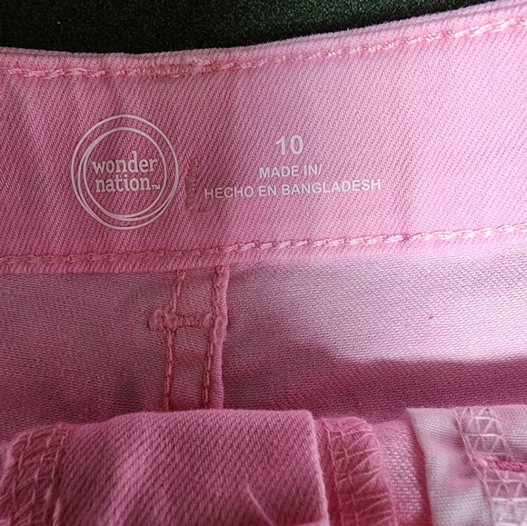 Wonder Nation Shorts - Picture 3 of 4